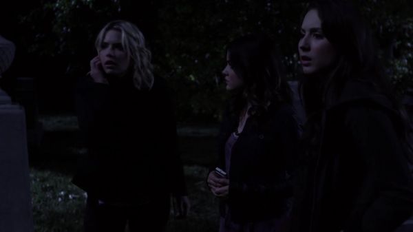 Pretty_Little_Liars_S03E12_BluRay_Rip_720p_Dual_Audio_WWW_TORRENTDOSFILMES_COM_1735.jpg