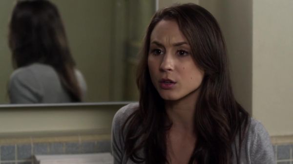 Pretty_Little_Liars_S03E14_BluRay_Rip_720p_Dual_Audio_WWW_TORRENTDOSFILMES_COM_0832.jpg