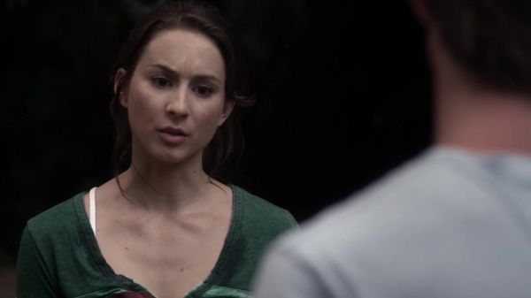 Pretty_Little_Liars_S03E14_BluRay_Rip_720p_Dual_Audio_WWW_TORRENTDOSFILMES_COM_1254.jpg