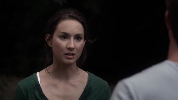 Pretty_Little_Liars_S03E14_BluRay_Rip_720p_Dual_Audio_WWW_TORRENTDOSFILMES_COM_1259.jpg