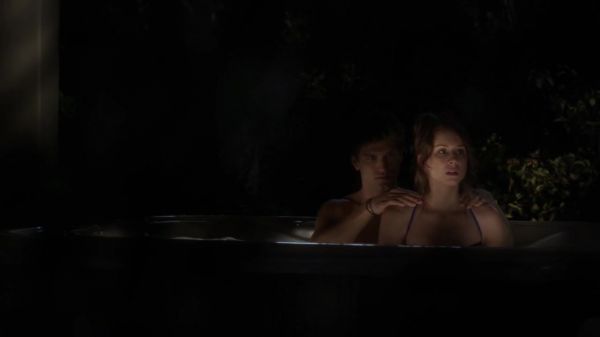 Pretty_Little_Liars_S03E14_BluRay_Rip_720p_Dual_Audio_WWW_TORRENTDOSFILMES_COM_1469.jpg