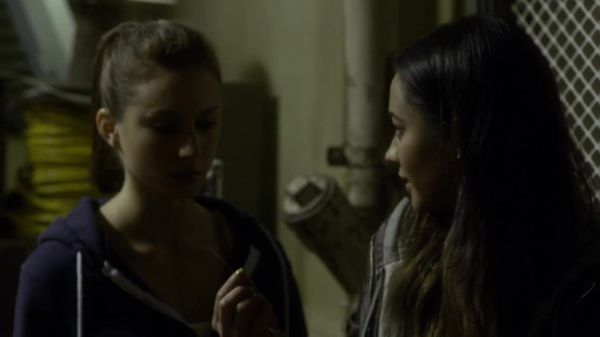 Pretty_Little_Liars_S03E14_BluRay_Rip_720p_Dual_Audio_WWW_TORRENTDOSFILMES_COM_2038.jpg