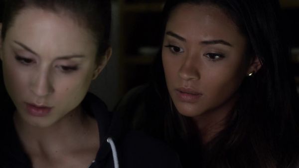 Pretty_Little_Liars_S03E14_BluRay_Rip_720p_Dual_Audio_WWW_TORRENTDOSFILMES_COM_2208.jpg