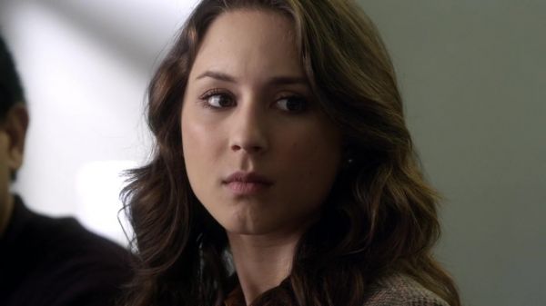 Pretty_Little_Liars_S03E15_BluRay_Rip_720p_Dual_Audio_WWW_TORRENTDOSFILMES_COM_0777.jpg