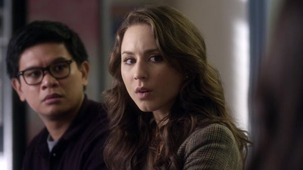Pretty_Little_Liars_S03E15_BluRay_Rip_720p_Dual_Audio_WWW_TORRENTDOSFILMES_COM_0804.jpg