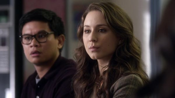 Pretty_Little_Liars_S03E15_BluRay_Rip_720p_Dual_Audio_WWW_TORRENTDOSFILMES_COM_0817.jpg