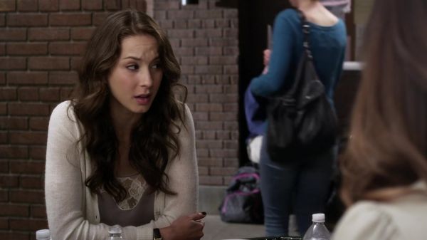 Pretty_Little_Liars_S03E15_BluRay_Rip_720p_Dual_Audio_WWW_TORRENTDOSFILMES_COM_0927.jpg