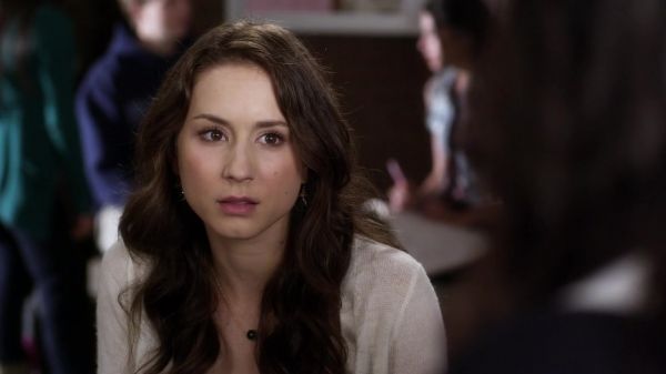 Pretty_Little_Liars_S03E15_BluRay_Rip_720p_Dual_Audio_WWW_TORRENTDOSFILMES_COM_0977.jpg