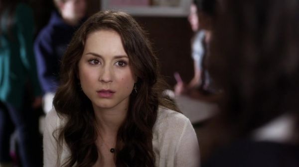 Pretty_Little_Liars_S03E15_BluRay_Rip_720p_Dual_Audio_WWW_TORRENTDOSFILMES_COM_0978.jpg