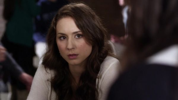 Pretty_Little_Liars_S03E15_BluRay_Rip_720p_Dual_Audio_WWW_TORRENTDOSFILMES_COM_1029.jpg