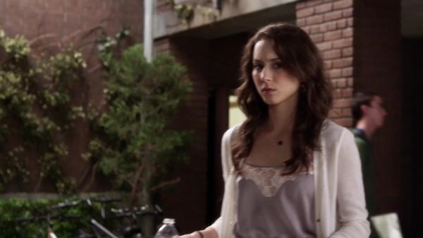 Pretty_Little_Liars_S03E15_BluRay_Rip_720p_Dual_Audio_WWW_TORRENTDOSFILMES_COM_1058.jpg