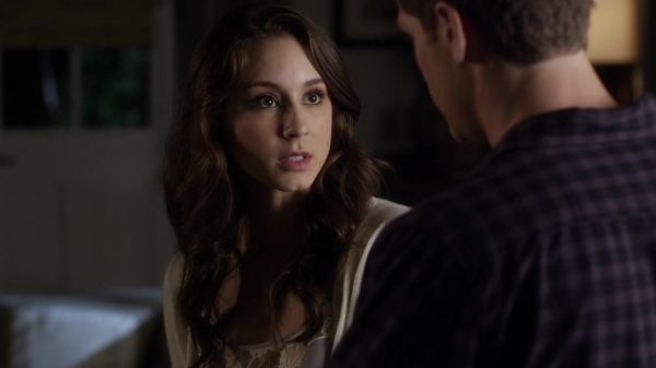 Pretty_Little_Liars_S03E15_BluRay_Rip_720p_Dual_Audio_WWW_TORRENTDOSFILMES_COM_1295.jpg