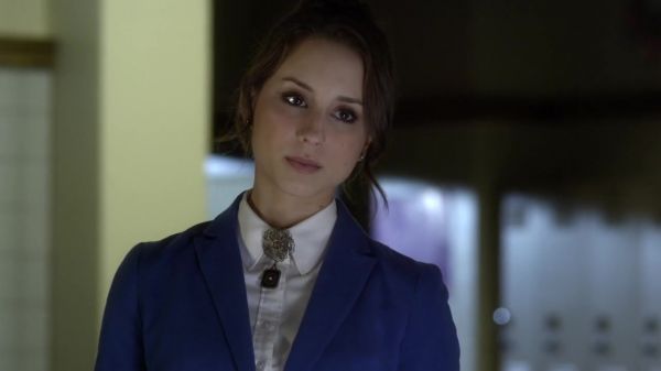 Pretty_Little_Liars_S03E15_BluRay_Rip_720p_Dual_Audio_WWW_TORRENTDOSFILMES_COM_1646.jpg