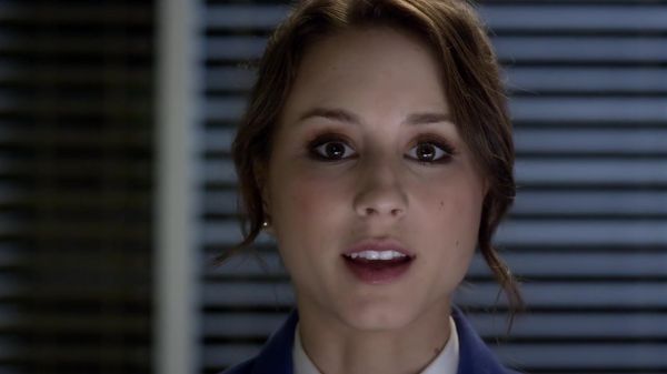 Pretty_Little_Liars_S03E15_BluRay_Rip_720p_Dual_Audio_WWW_TORRENTDOSFILMES_COM_2063.jpg