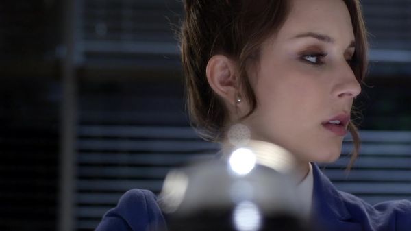 Pretty_Little_Liars_S03E15_BluRay_Rip_720p_Dual_Audio_WWW_TORRENTDOSFILMES_COM_2120.jpg