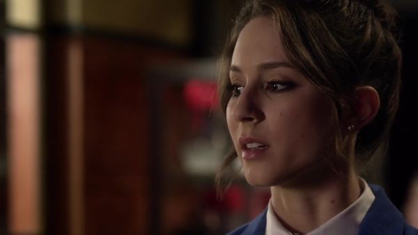 Pretty_Little_Liars_S03E15_BluRay_Rip_720p_Dual_Audio_WWW_TORRENTDOSFILMES_COM_2211.jpg