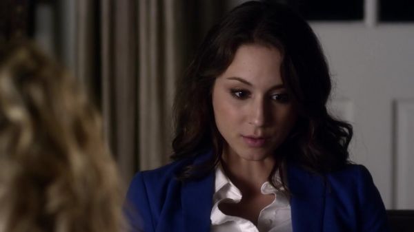 Pretty_Little_Liars_S03E15_BluRay_Rip_720p_Dual_Audio_WWW_TORRENTDOSFILMES_COM_2342.jpg