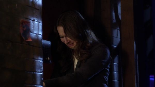 Pretty_Little_Liars_S03E16_BluRay_Rip_720p_Dual_Audio_WWW_TORRENTDOSFILMES_COM_2525.jpg