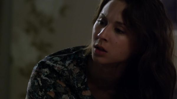 Pretty_Little_Liars_S03E17_BluRay_Rip_720p_Dual_Audio_WWW_TORRENTDOSFILMES_COM_0095.jpg