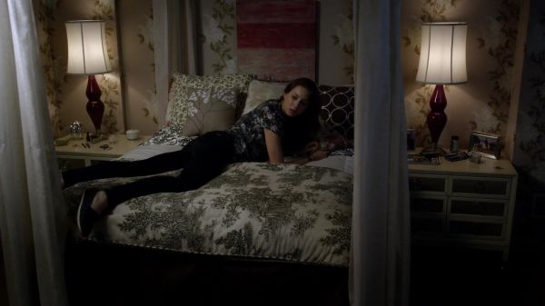Pretty_Little_Liars_S03E17_BluRay_Rip_720p_Dual_Audio_WWW_TORRENTDOSFILMES_COM_0098.jpg