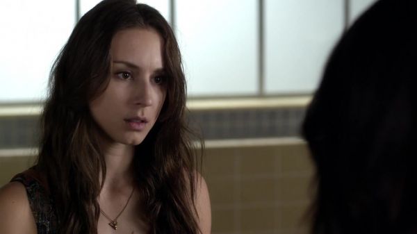 Pretty_Little_Liars_S03E17_BluRay_Rip_720p_Dual_Audio_WWW_TORRENTDOSFILMES_COM_0783.jpg