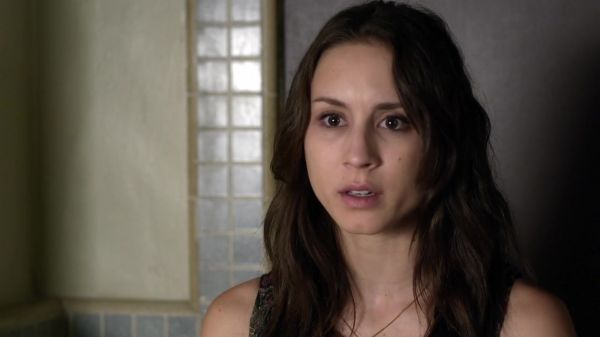 Pretty_Little_Liars_S03E17_BluRay_Rip_720p_Dual_Audio_WWW_TORRENTDOSFILMES_COM_0810.jpg