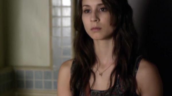 Pretty_Little_Liars_S03E17_BluRay_Rip_720p_Dual_Audio_WWW_TORRENTDOSFILMES_COM_0836.jpg