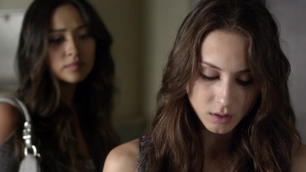 Pretty_Little_Liars_S03E17_BluRay_Rip_720p_Dual_Audio_WWW_TORRENTDOSFILMES_COM_0849.jpg
