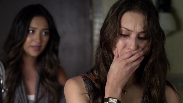 Pretty_Little_Liars_S03E17_BluRay_Rip_720p_Dual_Audio_WWW_TORRENTDOSFILMES_COM_0951.jpg