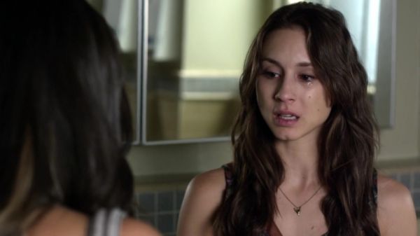 Pretty_Little_Liars_S03E17_BluRay_Rip_720p_Dual_Audio_WWW_TORRENTDOSFILMES_COM_0968.jpg