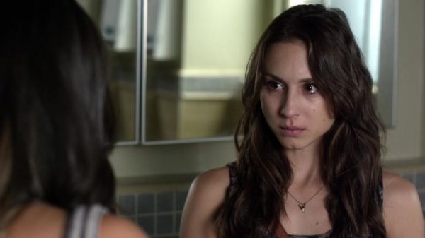 Pretty_Little_Liars_S03E17_BluRay_Rip_720p_Dual_Audio_WWW_TORRENTDOSFILMES_COM_0974.jpg