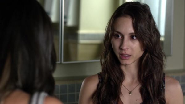 Pretty_Little_Liars_S03E17_BluRay_Rip_720p_Dual_Audio_WWW_TORRENTDOSFILMES_COM_0978.jpg
