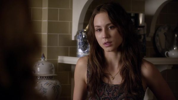 Pretty_Little_Liars_S03E17_BluRay_Rip_720p_Dual_Audio_WWW_TORRENTDOSFILMES_COM_1511.jpg