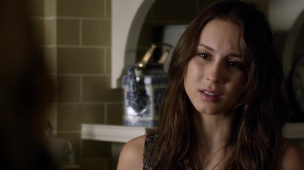 Pretty_Little_Liars_S03E17_BluRay_Rip_720p_Dual_Audio_WWW_TORRENTDOSFILMES_COM_1532.jpg