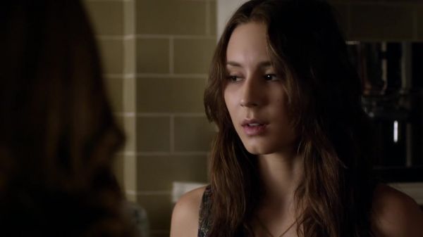 Pretty_Little_Liars_S03E17_BluRay_Rip_720p_Dual_Audio_WWW_TORRENTDOSFILMES_COM_1538.jpg
