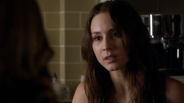 Pretty_Little_Liars_S03E17_BluRay_Rip_720p_Dual_Audio_WWW_TORRENTDOSFILMES_COM_1546.jpg