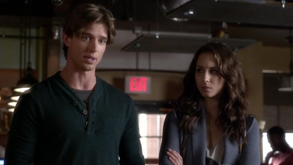 Pretty_Little_Liars_S03E18_BluRay_Rip_720p_Dual_Audio_WWW_TORRENTDOSFILMES_COM_0137.jpg