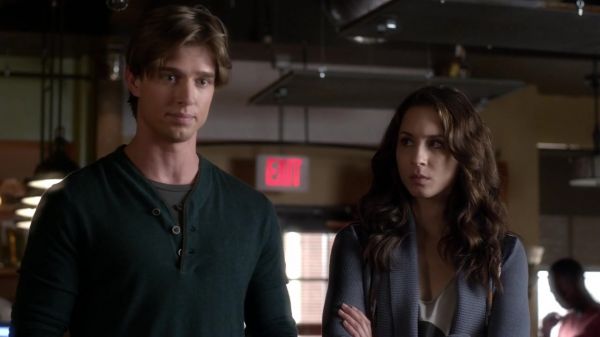 Pretty_Little_Liars_S03E18_BluRay_Rip_720p_Dual_Audio_WWW_TORRENTDOSFILMES_COM_0138.jpg