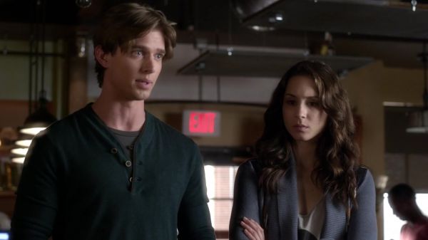 Pretty_Little_Liars_S03E18_BluRay_Rip_720p_Dual_Audio_WWW_TORRENTDOSFILMES_COM_0139.jpg