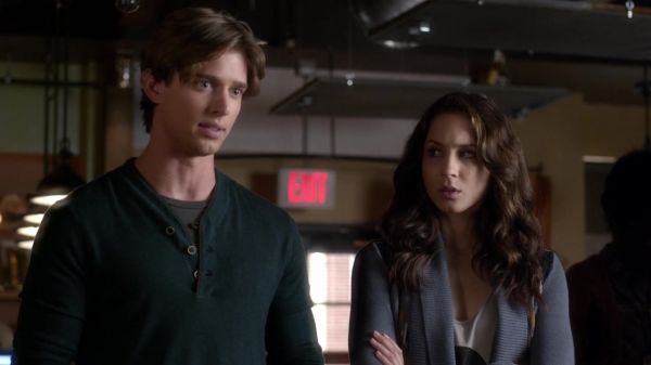 Pretty_Little_Liars_S03E18_BluRay_Rip_720p_Dual_Audio_WWW_TORRENTDOSFILMES_COM_0145.jpg