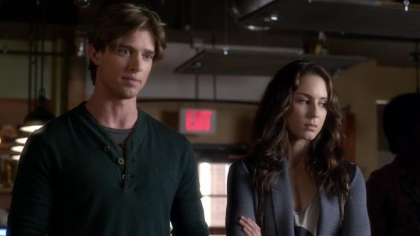 Pretty_Little_Liars_S03E18_BluRay_Rip_720p_Dual_Audio_WWW_TORRENTDOSFILMES_COM_0157.jpg