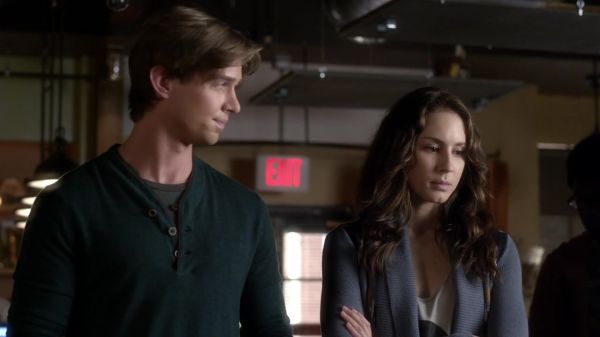 Pretty_Little_Liars_S03E18_BluRay_Rip_720p_Dual_Audio_WWW_TORRENTDOSFILMES_COM_0158.jpg