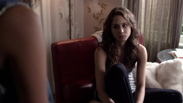 Pretty_Little_Liars_S03E18_BluRay_Rip_720p_Dual_Audio_WWW_TORRENTDOSFILMES_COM_0712.jpg