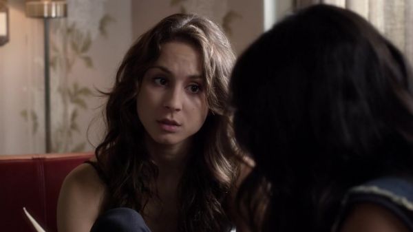 Pretty_Little_Liars_S03E18_BluRay_Rip_720p_Dual_Audio_WWW_TORRENTDOSFILMES_COM_0758.jpg