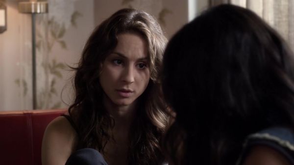 Pretty_Little_Liars_S03E18_BluRay_Rip_720p_Dual_Audio_WWW_TORRENTDOSFILMES_COM_0764.jpg