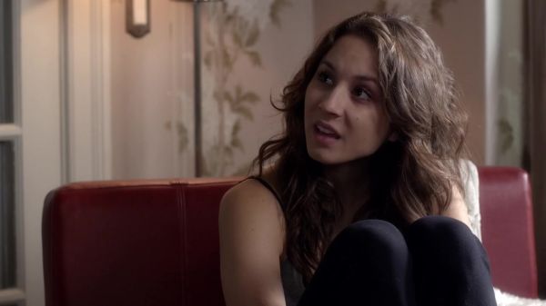 Pretty_Little_Liars_S03E18_BluRay_Rip_720p_Dual_Audio_WWW_TORRENTDOSFILMES_COM_0859.jpg