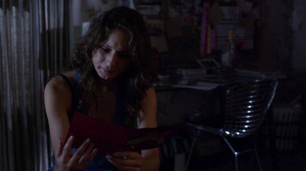 Pretty_Little_Liars_S03E18_BluRay_Rip_720p_Dual_Audio_WWW_TORRENTDOSFILMES_COM_1099.jpg