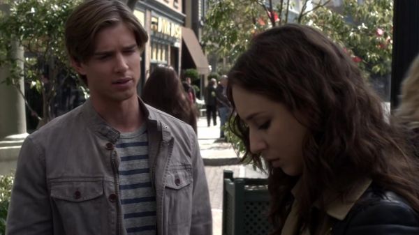 Pretty_Little_Liars_S03E18_BluRay_Rip_720p_Dual_Audio_WWW_TORRENTDOSFILMES_COM_1227.jpg