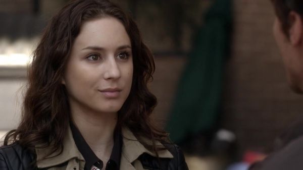 Pretty_Little_Liars_S03E18_BluRay_Rip_720p_Dual_Audio_WWW_TORRENTDOSFILMES_COM_1874.jpg