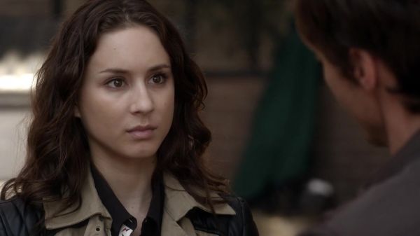 Pretty_Little_Liars_S03E18_BluRay_Rip_720p_Dual_Audio_WWW_TORRENTDOSFILMES_COM_1875.jpg